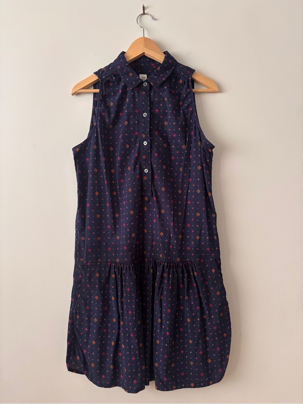 GAP Navy Sleeveless Button-Front Drop-Waist Dress with Pink & Orange Dot Print